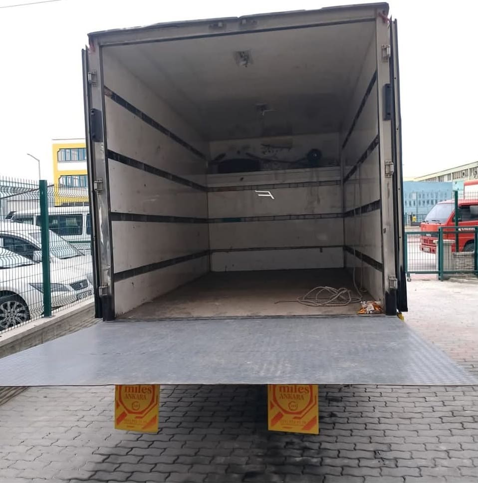Konyada Liftli Kamyon Nakliye Hizmeti